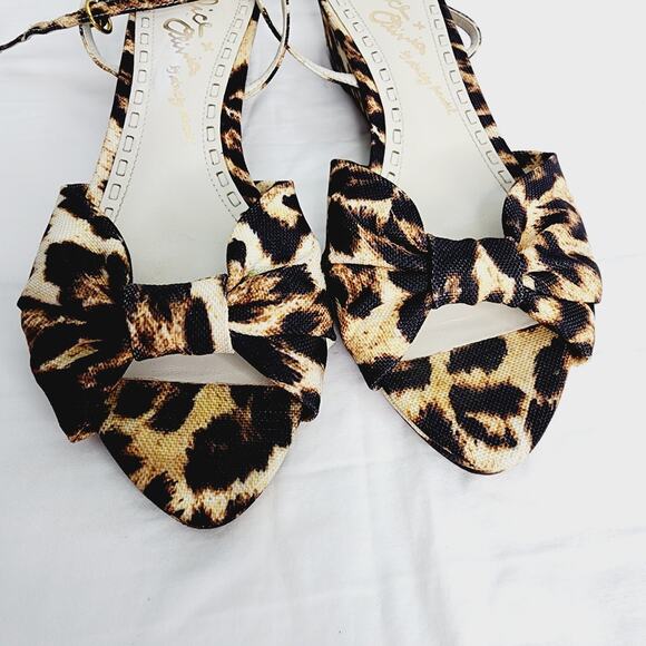 Alice + Olivia Alexi Leopard Print Open Toe Bow Wedge Sandal Women's Size  10 - Picture 2 of 15